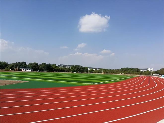 完美体育塑胶跑道施工验收规范是什么(图2) 完美体育塑胶跑道施工验收规范是什么(图2)