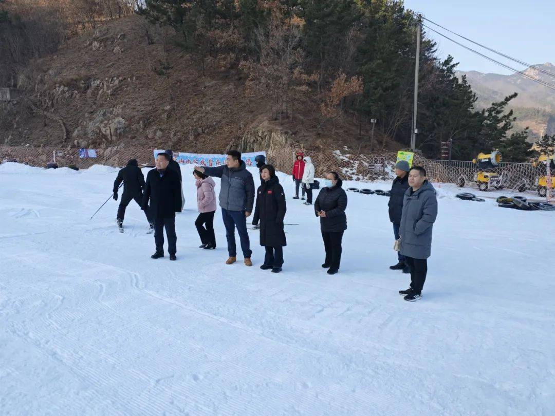 市体育局开展2023-2024雪季全市滑雪场所安全督导检查(图1) 市体育局开展2023-2024雪季全市滑雪场所安全督导检查(图1)