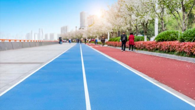 塑胶跑道第完美体育二道工序是什么(图4) 塑胶跑道第完美体育二道工序是什么(图4)
