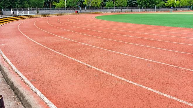 完美体育大学塑胶跑道和小学塑胶跑道的区别(图6)
