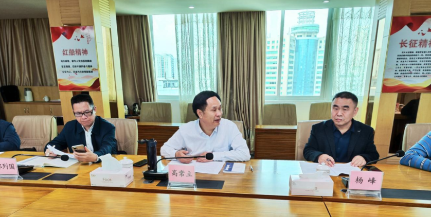 省教育厅调研组到完美体育清远调研指导学校体育场地设施建设(图4)
